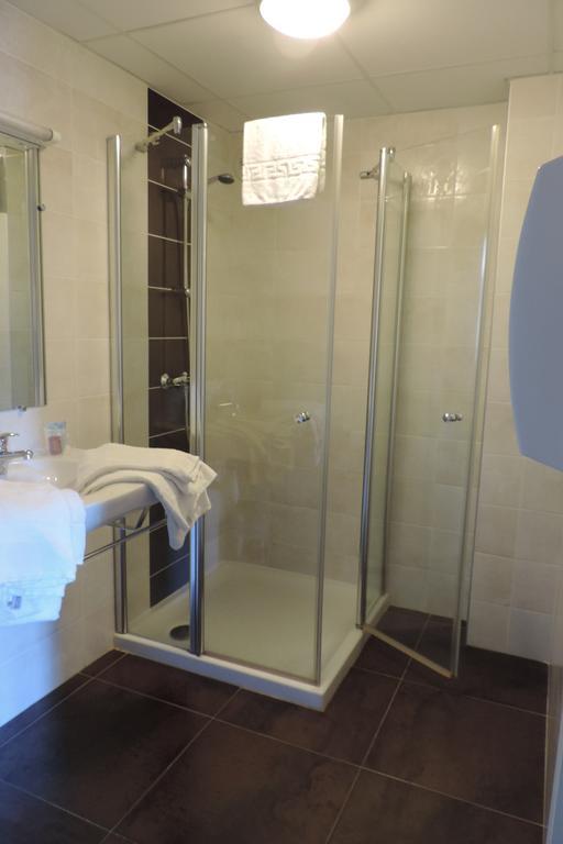 Hotel De France Espalion Kültér fotó