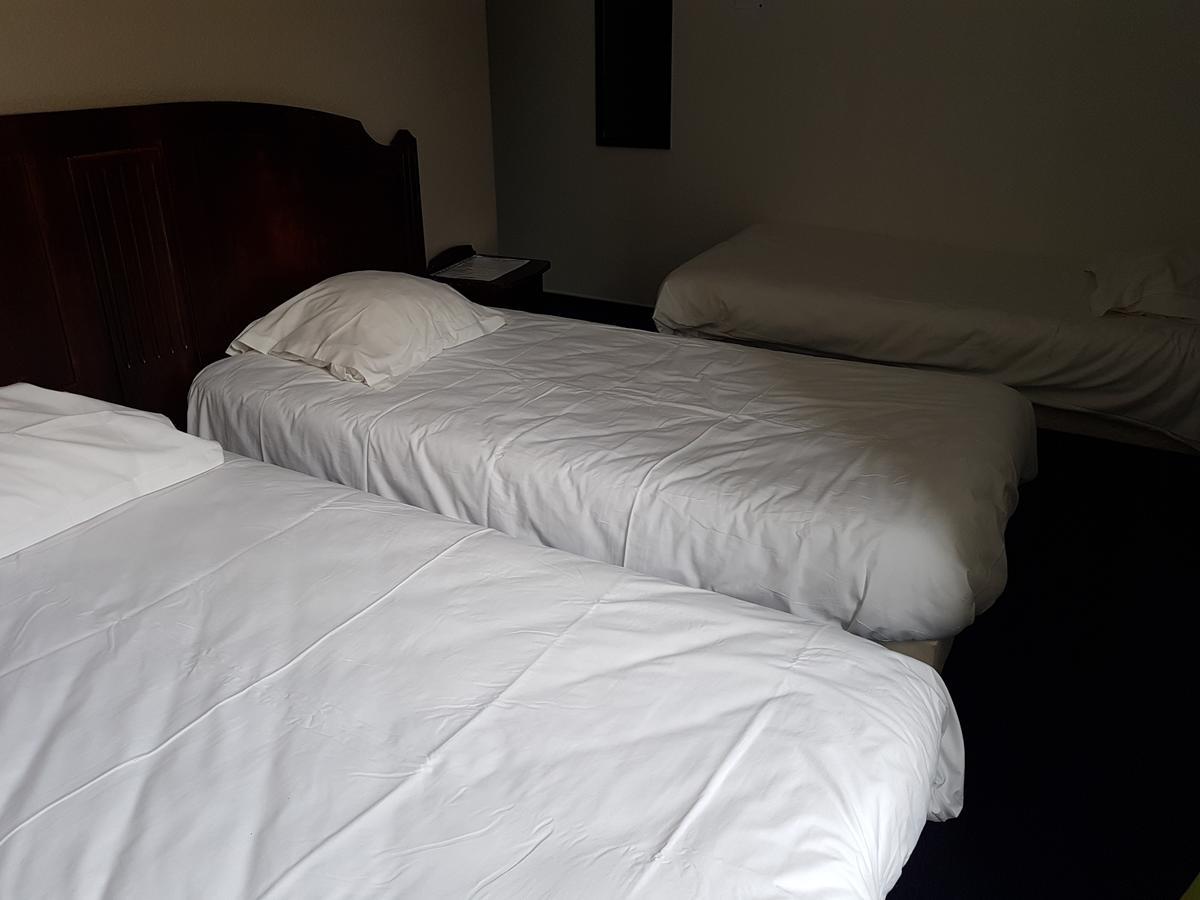 Hotel De France Espalion Kültér fotó